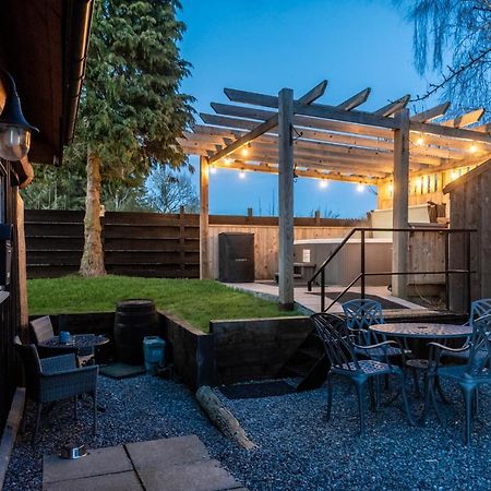 Rowanlea Lodge With Hot Tub Marykirk Екстериор снимка