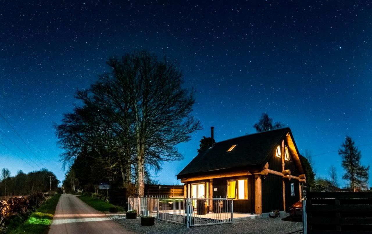 Rowanlea Lodge With Hot Tub Marykirk Екстериор снимка