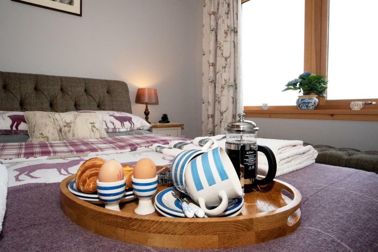 Rowanlea Lodge With Hot Tub Marykirk Екстериор снимка